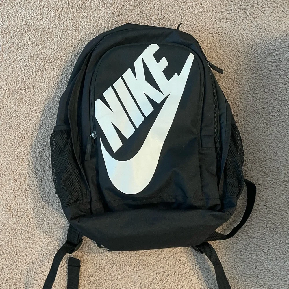 NIKE Sportswear Hayward Unisex Black Backpack